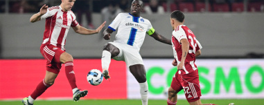 Ολυμπιακός - Κηφισιά 1-1 (B' ημίχρονο): Ερυθρόλευκο σφυροκόπημα, αντέχουν οι φιλοξενούμενοι, Live 