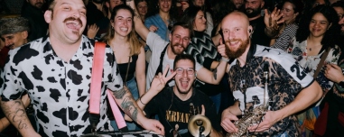 Ο δήμαρχος της Φλώρινας διέκοψε συναυλία των Banda Entopica επειδή τραγούδησαν στα σλάβικα, «δεχτήκαμε επιθέσεις και απειλές» καταγγέλει η μπάντα