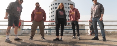 «Είμαστε Έλληνες, όχι Σλάβοι» λένε από τον Δήμο Φλώρινας μετά την διακοπή των σλάβικων τραγουδιών σε συναυλία των Banda Entopica