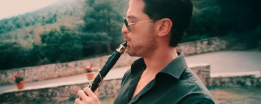 Στον εισαγγελέα σήμερα ο Μουγκοπέτρος μετά τη μήνυση της συζύγου του για ενδοοικογενειακή απειλή, τι ισχυρίζεται ο μουσικός