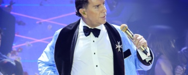 «Σας ευχαριστώ για το πώς αντιδράσατε, ήταν ένας δύσκολος χρόνος» - Το μήνυμα του Μαζωνάκη με ευχές για καλή χρονιά, δείτε βίντεο