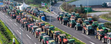 Πώς προέκυψε το πρώτο ρήγμα στα μπλόκα: Η σύσκεψη της Επανομής που ζητά διάλογο με την κυβέρνηση και οι αγρότες της Νίκαιας που αντιδρούν
