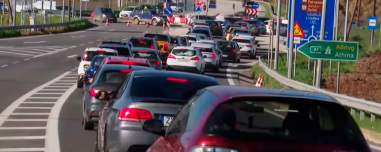 Ταλαιπωρία για τους οδηγούς στο Κάστρο Βοιωτίας από τα μπλόκα: Πού συνεχίζονται οι αγροτικές κινητοποιήσεις 
