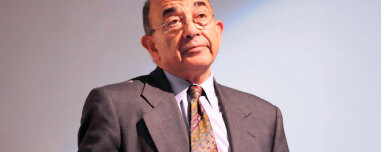 Ποιος είναι ο 92 ετών δικαστής που  θα απαγγείλει τις κατηγορίες στον Μαδούρο, είχε πει «όχι» στον Τραμπ 