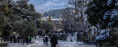 Έκτακτο δελτίο επιδείνωσης καιρού από την ΕΜΥ: Έντονο κύμα ψύχους από το απόγευμα, σε ποιες περιοχές θα χιονίσει