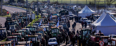 Εμπόδια στον διάλογο με Μητσοτάκη βάζουν οι «σκληροί» των μπλόκων - Δεν λειτουργούμε με τελεσίγραφα, απαντά η κυβέρνηση