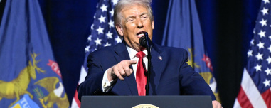 Ο Τραμπ καλεί τους συμμάχους των ΗΠΑ να φύγουν από το Ιράν: Δεν είναι κακή ιδέα, λέει και απειλεί εκ νέου την Τεχεράνη ότι θα πληρώσει για τους νεκρούς διαδηλωτές