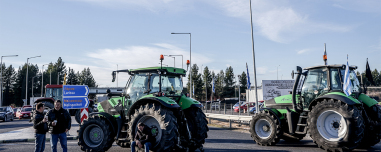 Κλειδώνει η συνάντηση Μητσοτάκη με τους «αγροτοπατέρες»: Προς εκτόνωση των μπλόκων μετά τα μέτρα που ανακοινώθηκαν