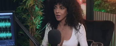 Επιμένει η Σολωμού: Εχω 1000% δίκιο ότι  κάτι δεν πάει καλά με τους ανύπαντρους και μόνους πενηντάρηδες