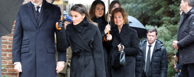 Σύσσωμη η ισπανική βασιλική οικογένεια αποχαιρέτησε στη Μαδρίτη την πριγκίπισσα Ειρήνη, δείτε βίντεο και φωτογραφίες