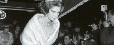 Σήμερα το τελευταίο αντίο στην πριγκίπισσα Ειρήνη: Ποια ήταν η εκκεντρική επαναστάτρια της τέως βασιλικής οικογένειας