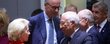 Σύνοδος Κορυφής: Ξεπαγώνει η κύρωση της εμπορικής συμφωνίας της ΕΕ με τις ΗΠΑ, αφού ο Τραμπ πήρε πίσω την απειλή για τους δασμούς