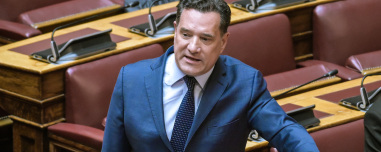 Η Ζωή πήγε να μου κάνει μήνυση με... robe de chambre και έγινε ρεζίλι, λέει ο Γεωργιάδης