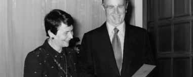 Ελένη Γλύκατζη - Αρβελέρ: Η στενή σχέση με τον Καραμανλή και τον Μιτεράν και ο κρυφός έρωτας του Χατζιδάκι