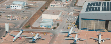 Τι θα συμβεί αν πετάξουν drones πάνω από ελληνικά αεροδρόμια; Ο κρατικός μηχανισμός «εκπαιδεύεται» σε σενάρια υβριδικών απειλών και παράνομων πτήσεων