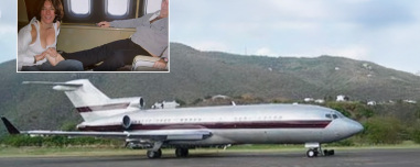 Το Lolita Express του Επστάιν σε σειρά που προβάλλεται στη χώρα μας: Οι «σκοτεινές» πτήσεις, η διακίνηση γυναικών, οι σελέμπριτι επιβάτες, οι καταγγελίες