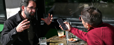 Ιάσονας Χανδρινός στον Δανίκα: «Η γερμανική προπαγάνδα τα βάφτιζε όλα κομμουνισμό για να προκαλέσει τον Εμφύλιο»