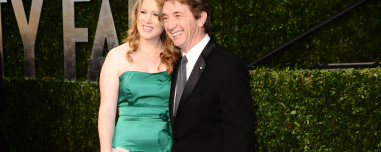 Οι θάνατοι που σημάδεψαν τη ζωή του Μάρτιν Σορτ: Η αυτοκτονία της 42χρονης κόρης του, ο καρκίνος της συζύγου του, το τροχαίο του αδελφού του και ο χαμός των γονιών του