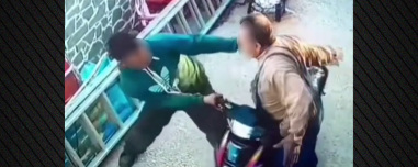 Bίντεο ντοκουμέντο από τη Λέρο: Ο πατέρας χτυπούσε τον γιο του στο συνεργείο, πριν από ένα χρόνο