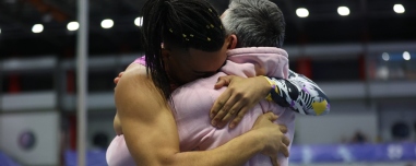 Η αγκαλιά του Καραλή με τον πατέρα του που αξίζει... όσο ένα Παγκόσμιο Ρεκόρ, η κλήση του Μπούμπκα και ο Ντουπλάντις