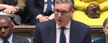 Οι βρετανικές βάσεις στην Κύπρο δεν χρησιμοποιούνται από αμερικανικά βομβαρδιστικά, λέει ο Στάρμερ