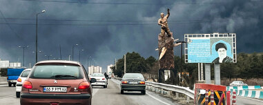 Ιρανική επίθεση με πυραύλους και drones στα Εμιράτα - Μαύρος καπνός «πνίγει» την Τεχεράνη μετά τα χτυπήματα των IDF σε πετρελαϊκές εγκαταστάσεις