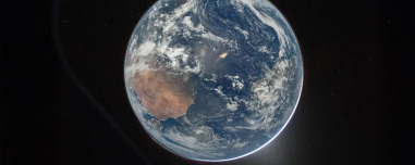 Εντυπωσιακές εικόνες της Γης από την αποστολή Artemis II καθ’ οδόν προς τη Σελήνη: «Μας καθήλωσε η θέα του πλανήτη από το Διάστημα»