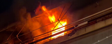 Τραγωδία στον Κολωνό: Νεκροί ένας άνδρας και μια γυναίκα μετά από φωτιά σε πολυκατοικία