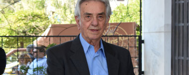 Πέθανε σε ηλικία 98 ετών ο Στέφανος Ληναίος