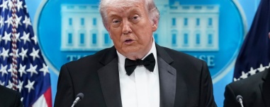 Τραμπ: «Ένοπλος επιχείρησε να εισβάλει στο δείπνο, τον εξουδετέρωσε η Μυστική Υπηρεσία» - Βίντεο της επίθεσης από τις κάμερες ασφαλείας 