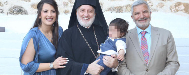Ο Γιώργος Πατούλης βάφτισε το γιο του στο Λαγονήσι: Οι καλεσμένοι, δείτε φωτό και βίντεο