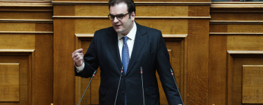 Επιπλέον 350 ευρώ το μήνα ή έως 19.200 ευρώ ακατάσχετα ετησίως: Τι αλλάζει από Ιούλιο και τι πρέπει να προσέξουν οι οφειλέτες

