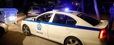 Θρίλερ στα Εξάρχεια: Νεκρός άνδρας από πυροβολισμούς στη μέση του δρόμου