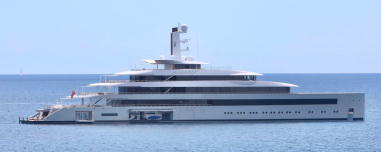 Στη Βάρκιζα το superyacht του ιδρυτή της WhatsApp: Έχει μήκος 100 μέτρα κι αξίζει 325 εκατ. ευρώ, δείτε φωτογραφίες και βίντεο