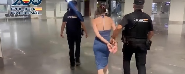 Οικογένεια έκανε χρυσές διακοπές σε θέρετρο στην Ισπανία και έγινε... καπνός την ώρα της πληρωμής, συνέλαβαν την μητέρα στο αεροδρόμιο, δείτε βίντεο