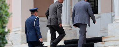 «Πράσινο φως» από το ΚΥΣΕΑ για εξοπλιστικά 4,2 δισ. ευρώ: Η Ασπίδα του Αχιλλέα και τα όπλα της σε πρώτο πλάνο
