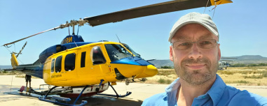 «Ήταν πολύ περήφανος για το ελικόπτερο»: Η ιστορία του Δανού πιλότου που σκοτώθηκε στη Δυτική Αττική και η τελευταία φωτογραφία πριν τη μοιραία πτήση