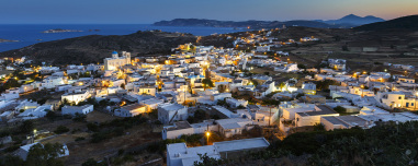 Νεκρός 17χρονος στην Κίμωλο: Το μπάνιο ήταν εκτός σπιτιού λέει ο δήμαρχος - Με το που έπιασε το «τηλέφωνο» τελείωσε, λέει συγγενής