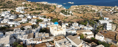 «Με χτυπάει και εμένα το ρεύμα αυτή τη στιγμή», έλεγε στον γιατρό η μητέρα του 17χρονου που πέθανε ενώ έκανε μπάνιο στην Κίμωλο