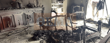 Αξιωματικός του Πολεμικού Ναυτικού έβαλε φωτιά σε σπίτι και αυτοκίνητα δύο πρώην συντρόφων του στη Γλυφάδα, δείτε βίντεο και φωτογραφίες