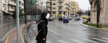 Τι χειμώνα περιμένουμε φέτος στην Ελλάδα: Οι πρώτες προβλέψεις για θερμοκρασίες και βροχές, τι δείχνουν για την Αττική