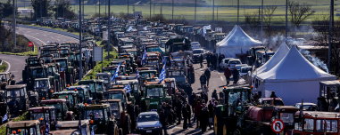 Χατζηδάκης: Έχουν δοθεί στους αγρότες €3,8 δισ. μέσα στο 2025, δεν έχουν δικαιολογίες να μην προσέρχονται στον διάλογο