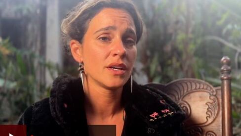 Πόλεμος στο Ισραήλ: Γυναίκα που σώθηκε στο φεστιβάλ μουσικής περιγράφει τη φρίκη που έζησε