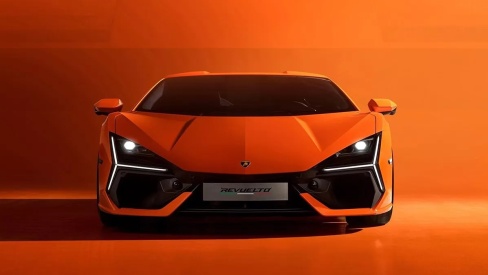 Ελληνας αγόρασε την πρώτη πρώτη Lamborghini Revuelto - Πόσα πλήρωσε;