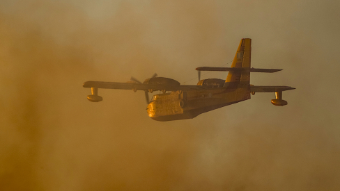 Τι πληρώνουμε καθημερινά για τα  Canadair; (video)