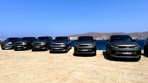 Ξαφνικά η Μύκονος γέμισε Range Rover!