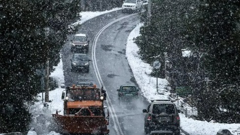 Προβλέπουν βαρύ και δύσκολο χειμώνα