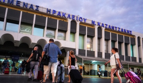 ΥΠΑ: Αυξημένη 8,1% η επιβατική κίνηση στα 24 αεροδρόμια για το 11μηνο του 2024