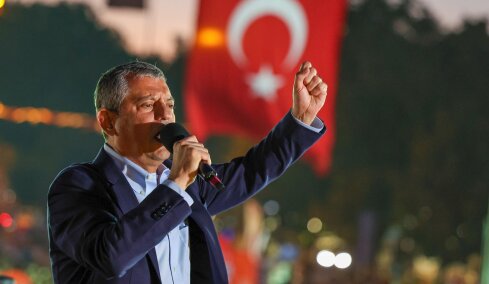 Σφοδρή επίθεση του αρχηγού της τουρκικής αντιπολίτευσης σε Ερντογάν και Φιντάν: Η συμφωνία Ελλάδας – Αιγύπτου γίνεται αποδεκτή, η δική μας με τη Λιβύη όχι
