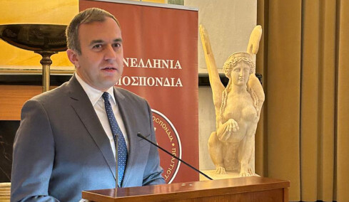 Χατζηβασιλείου: Η ελληνική εθνική ταυτότητα των Βλάχων δεν επιδέχεται αμφισβήτησης